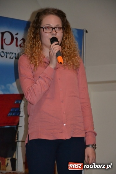 Zdjęcie w galerii na portalu naszraciborz.pl: DYPLOM 2016 - prezentacja prac dyplomowych Liceum Plastycznego na zamku wiadomości z regionu