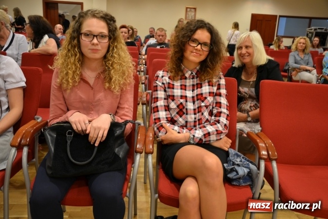 Zdjęcie w galerii na portalu naszraciborz.pl: DYPLOM 2016 - prezentacja prac dyplomowych Liceum Plastycznego na zamku wiadomości z regionu