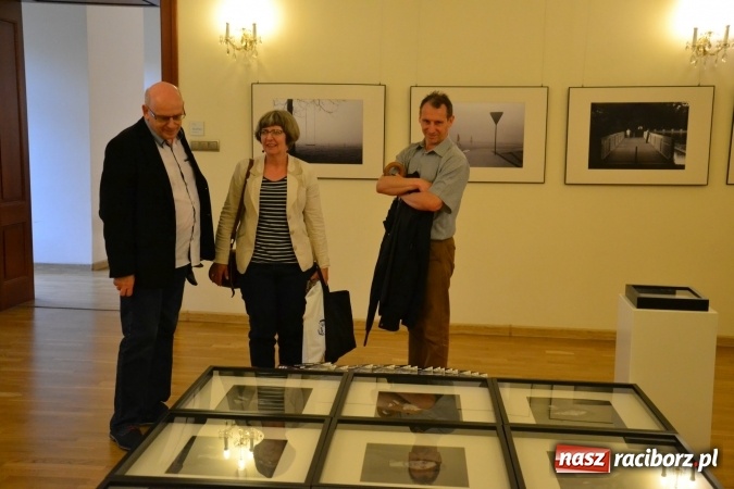 Zdjęcie w galerii na portalu naszraciborz.pl: DYPLOM 2016 - prezentacja prac dyplomowych Liceum Plastycznego na zamku wiadomości z regionu