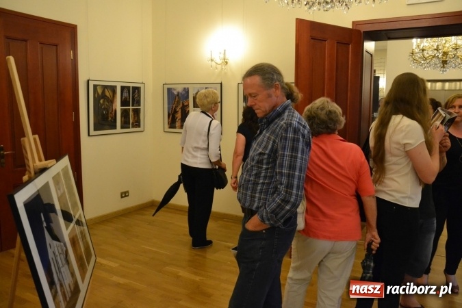 Zdjęcie w galerii na portalu naszraciborz.pl: DYPLOM 2016 - prezentacja prac dyplomowych Liceum Plastycznego na zamku wiadomości z regionu