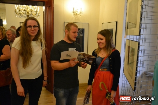 Zdjęcie w galerii na portalu naszraciborz.pl: DYPLOM 2016 - prezentacja prac dyplomowych Liceum Plastycznego na zamku wiadomości z regionu