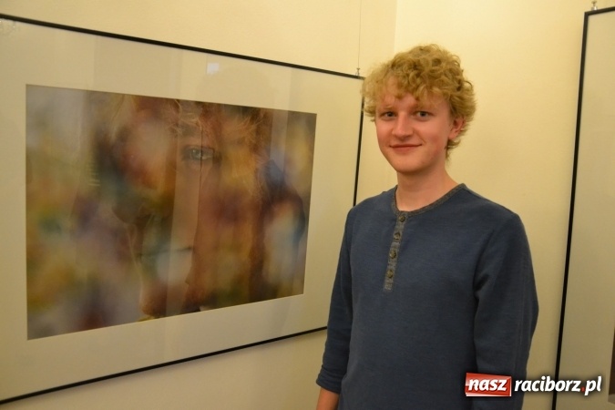 Zdjęcie w galerii na portalu naszraciborz.pl: DYPLOM 2016 - prezentacja prac dyplomowych Liceum Plastycznego na zamku wiadomości z regionu