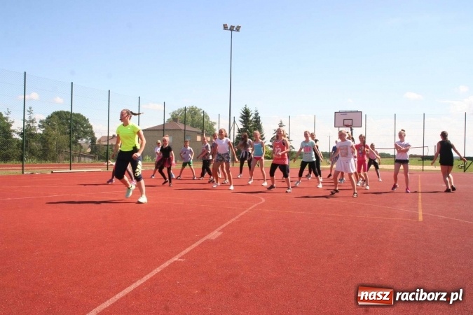 Zdjęcie w galerii na portalu naszraciborz.pl: Tworków. Dzień Dziecka z Festynem Zdrowia  wiadomości z regionu