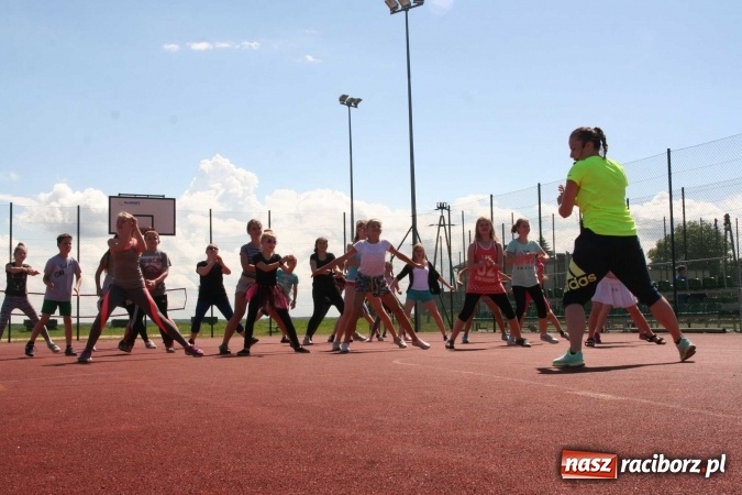 Zdjęcie w galerii na portalu naszraciborz.pl: Tworków. Dzień Dziecka z Festynem Zdrowia  wiadomości z regionu