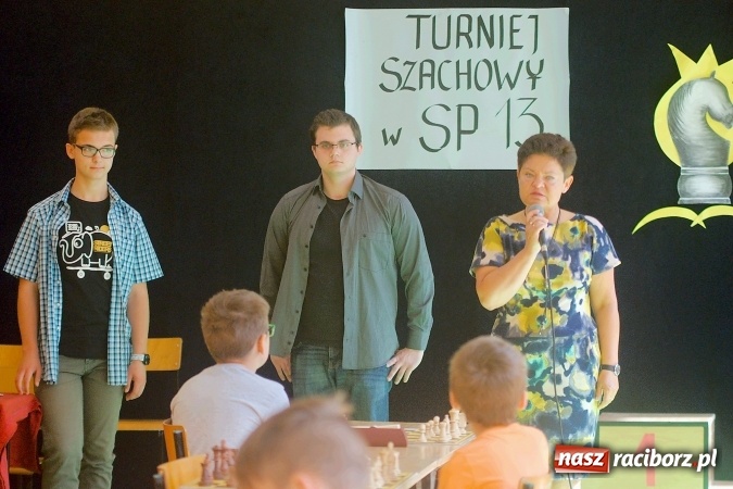 Zdjęcie w galerii na portalu naszraciborz.pl: Turniej Szachowy o Puchar Dyrektora. W Trzynastce szukali nowego Kasparowa wiadomości z regionu