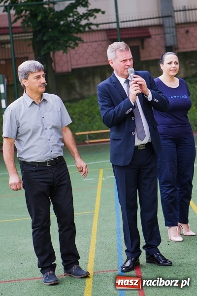 Zdjęcie w galerii na portalu naszraciborz.pl: IV edycja turnieju koszyk&oacute;wki ulicznej Streetball wiadomości z regionu