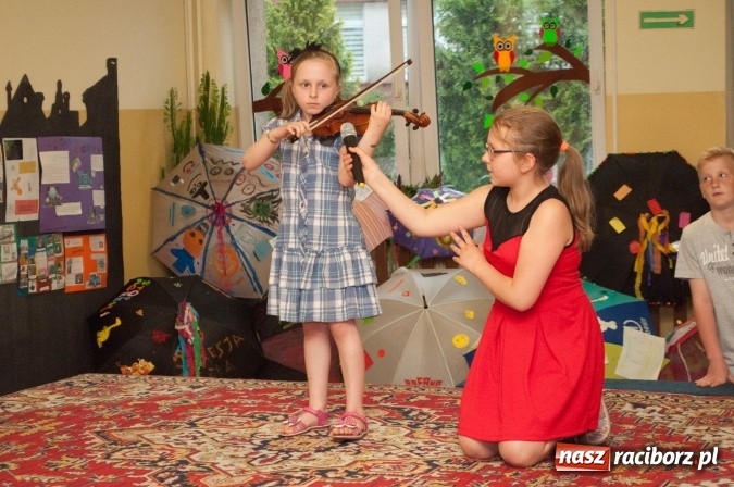 Zdjęcie w galerii na portalu naszraciborz.pl: Rodzinny festyn z okazji Dnia Dziecka w Szkole Podstawowej nr 18 wiadomości z regionu