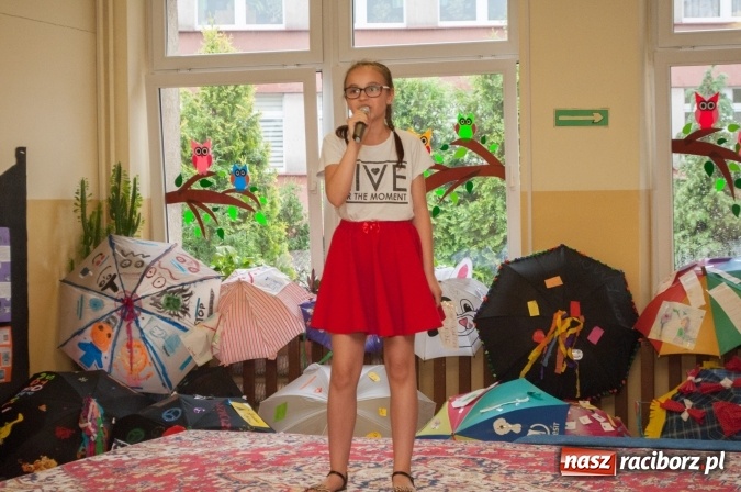 Zdjęcie w galerii na portalu naszraciborz.pl: Rodzinny festyn z okazji Dnia Dziecka w Szkole Podstawowej nr 18 wiadomości z regionu