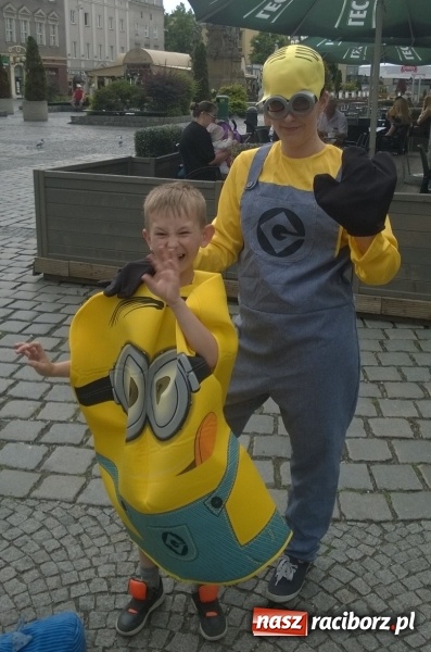 Zdjęcie w galerii na portalu naszraciborz.pl: Z okazji Dnia Dziecka Crazy Club zaprosił dzieci do zabawy z Minionkiem! wiadomości z regionu