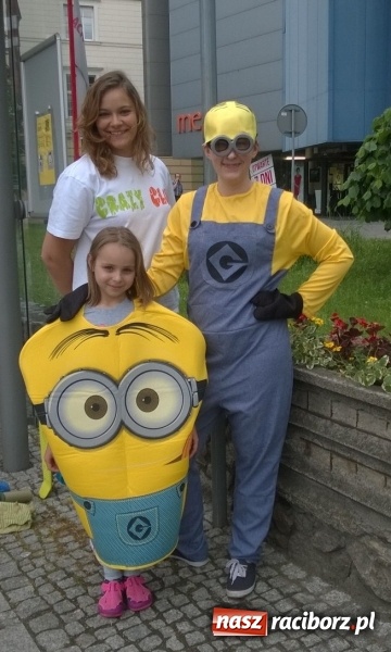 Zdjęcie w galerii na portalu naszraciborz.pl: Z okazji Dnia Dziecka Crazy Club zaprosił dzieci do zabawy z Minionkiem! wiadomości z regionu