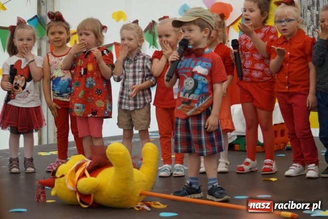 Zdjęcie w galerii na portalu naszraciborz.pl: Finalista Mam Talent! na Dniu Dziecka w Nędzy  wiadomości z regionu