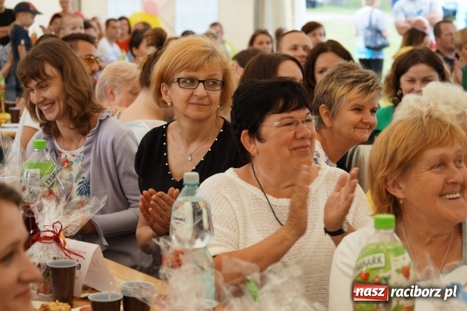 Zdjęcie w galerii na portalu naszraciborz.pl: Finalista Mam Talent! na Dniu Dziecka w Nędzy  wiadomości z regionu