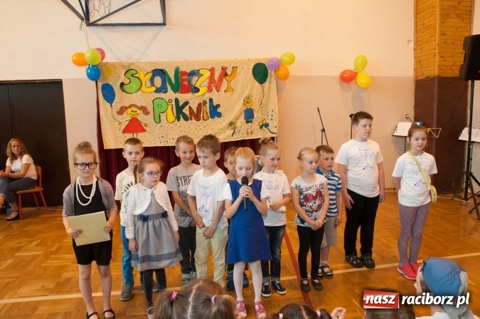 Zdjęcie w galerii na portalu naszraciborz.pl: Słoneczny Pikinik w Zespole Szkolno-Przedszkolnym nr 1 w Raciborzu  wiadomości z regionu