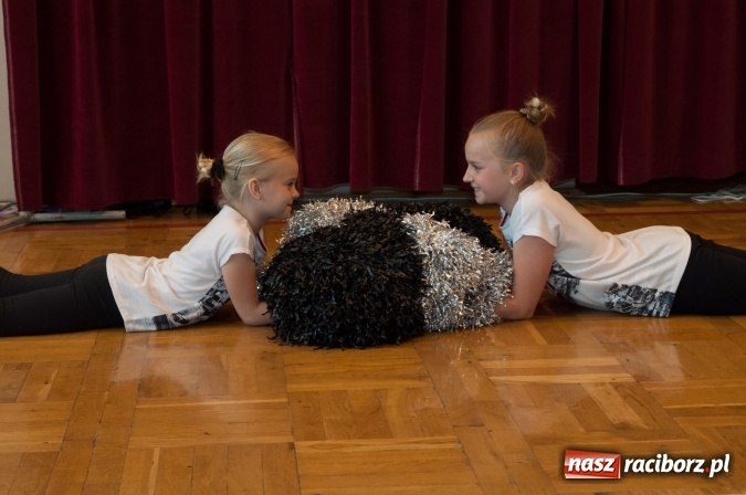 Zdjęcie w galerii na portalu naszraciborz.pl: Słoneczny Pikinik w Zespole Szkolno-Przedszkolnym nr 1 w Raciborzu  wiadomości z regionu