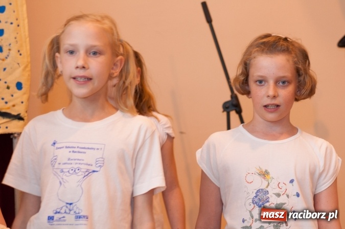 Zdjęcie w galerii na portalu naszraciborz.pl: Słoneczny Pikinik w Zespole Szkolno-Przedszkolnym nr 1 w Raciborzu  wiadomości z regionu