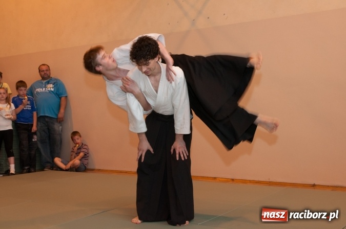 Zdjęcie w galerii na portalu naszraciborz.pl: Słoneczny Pikinik w Zespole Szkolno-Przedszkolnym nr 1 w Raciborzu  wiadomości z regionu