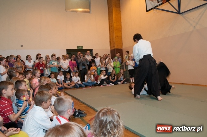 Zdjęcie w galerii na portalu naszraciborz.pl: Słoneczny Pikinik w Zespole Szkolno-Przedszkolnym nr 1 w Raciborzu  wiadomości z regionu