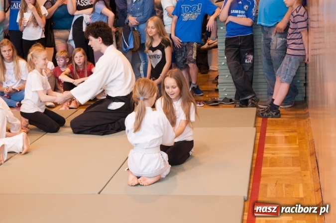 Zdjęcie w galerii na portalu naszraciborz.pl: Słoneczny Pikinik w Zespole Szkolno-Przedszkolnym nr 1 w Raciborzu  wiadomości z regionu