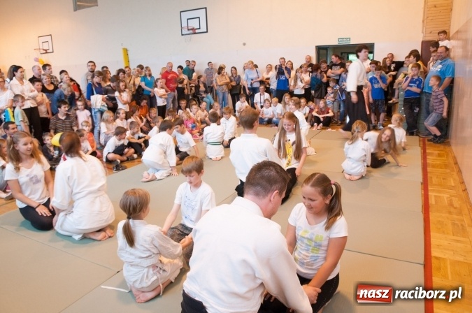 Zdjęcie w galerii na portalu naszraciborz.pl: Słoneczny Pikinik w Zespole Szkolno-Przedszkolnym nr 1 w Raciborzu  wiadomości z regionu