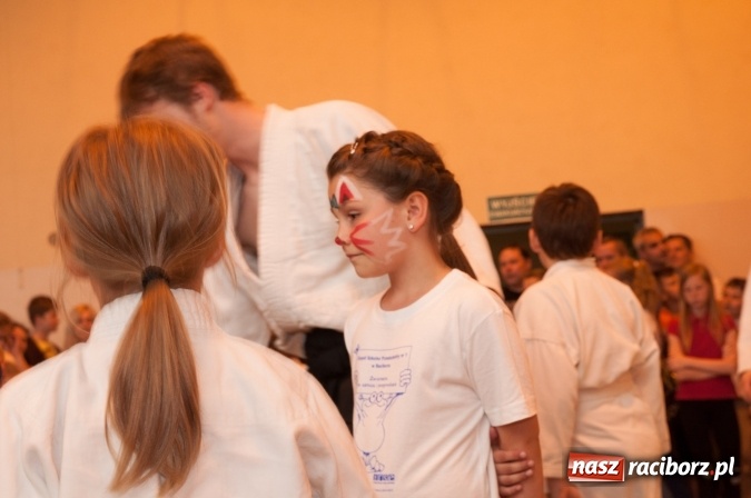 Zdjęcie w galerii na portalu naszraciborz.pl: Słoneczny Pikinik w Zespole Szkolno-Przedszkolnym nr 1 w Raciborzu  wiadomości z regionu