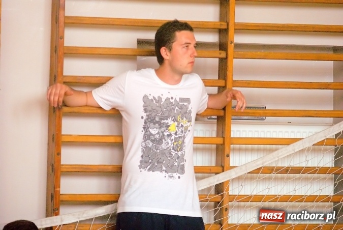 Zdjęcie w galerii na portalu naszraciborz.pl: W CKZiU nr 1 rywalizowali w rozgrywkach streetballa wiadomości z regionu