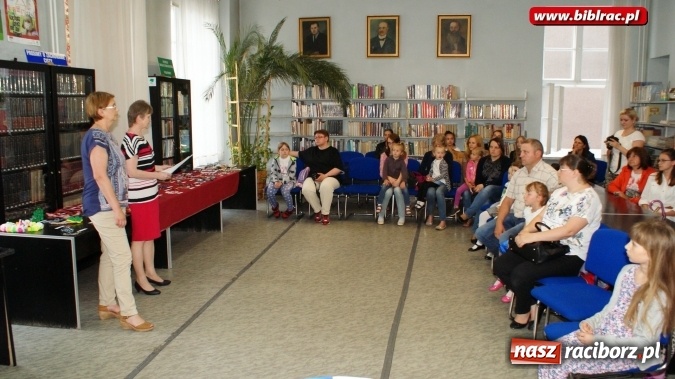 Zdjęcie w galerii na portalu naszraciborz.pl: Finał konkursu na ekobiżuterię w bibliotece  wiadomości z regionu