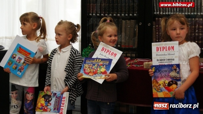 Zdjęcie w galerii na portalu naszraciborz.pl: Finał konkursu na ekobiżuterię w bibliotece  wiadomości z regionu