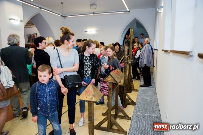 Zdjęcie w galerii na portalu naszraciborz.pl: Wieczór pełen atrakcji w raciborskim muzeum wiadomości z regionu
