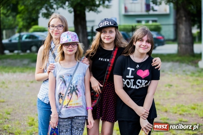 Zdjęcie w galerii na portalu naszraciborz.pl: Festyn rodzinny w Szkole Podstawowej nr 13 wiadomości z regionu