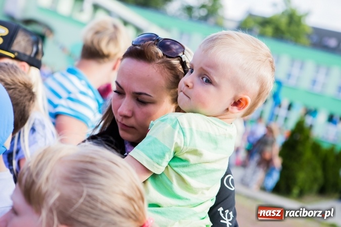 Zdjęcie w galerii na portalu naszraciborz.pl: Festyn rodzinny w Szkole Podstawowej nr 13 wiadomości z regionu
