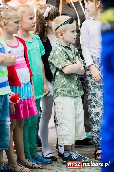 Zdjęcie w galerii na portalu naszraciborz.pl: Festyn rodzinny w Szkole Podstawowej nr 13 wiadomości z regionu