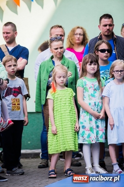 Zdjęcie w galerii na portalu naszraciborz.pl: Festyn rodzinny w Szkole Podstawowej nr 13 wiadomości z regionu