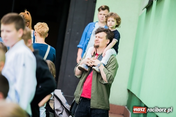 Zdjęcie w galerii na portalu naszraciborz.pl: Festyn rodzinny w Szkole Podstawowej nr 13 wiadomości z regionu