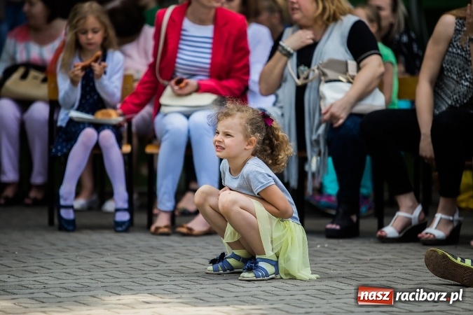 Zdjęcie w galerii na portalu naszraciborz.pl: Festyn rodzinny w Szkole Podstawowej nr 13 wiadomości z regionu