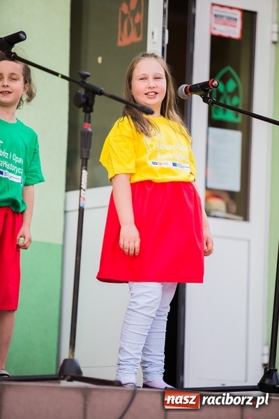 Zdjęcie w galerii na portalu naszraciborz.pl: Festyn rodzinny w Szkole Podstawowej nr 13 wiadomości z regionu