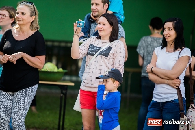 Zdjęcie w galerii na portalu naszraciborz.pl: Festyn rodzinny w Szkole Podstawowej nr 13 wiadomości z regionu