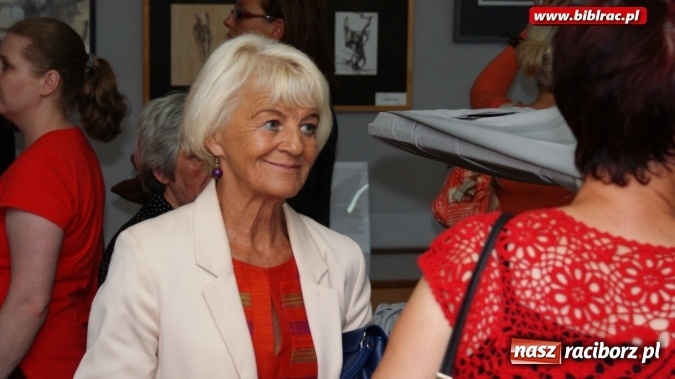 Zdjęcie w galerii na portalu naszraciborz.pl: Wernisaż wystawy prac Henryka M. Korbańskiego w bibliotece  wiadomości z regionu