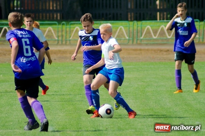 Zdjęcie w galerii na portalu naszraciborz.pl: Trampkarze Ikara lepsi od książenickiej Unii wiadomości z regionu