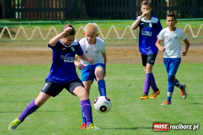 Zdjęcie w galerii na portalu naszraciborz.pl: Trampkarze Ikara lepsi od książenickiej Unii wiadomości z regionu