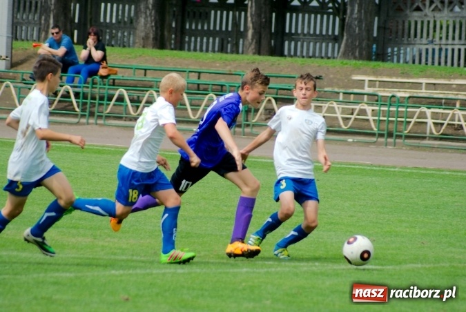 Zdjęcie w galerii na portalu naszraciborz.pl: Trampkarze Ikara lepsi od książenickiej Unii wiadomości z regionu