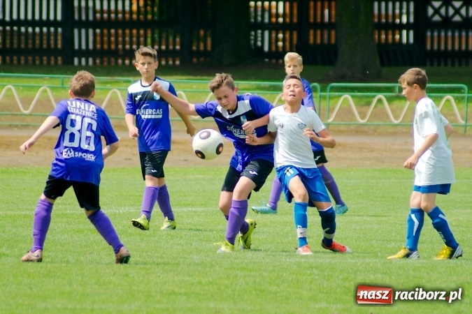 Zdjęcie w galerii na portalu naszraciborz.pl: Trampkarze Ikara lepsi od książenickiej Unii wiadomości z regionu