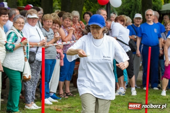 Zdjęcie w galerii na portalu naszraciborz.pl: Seniorada? Czemu nie. Dziś odbyła się pod Oborą wiadomości z regionu