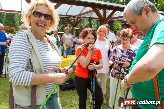 Zdjęcie w galerii na portalu naszraciborz.pl: Seniorada? Czemu nie. Dziś odbyła się pod Oborą wiadomości z regionu