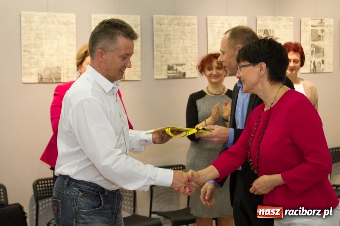 Zdjęcie w galerii na portalu naszraciborz.pl: Racib&oacute;rz ma pierwszych przewodnik&oacute;w miejskich wiadomości z regionu