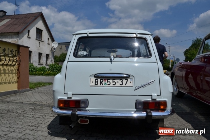 Zdjęcie w galerii na portalu naszraciborz.pl: Oldtimery w Bieńkowicach. Zobacz piękne auta i motocykle  wiadomości z regionu