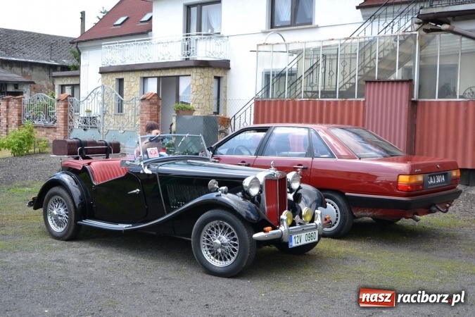 Zdjęcie w galerii na portalu naszraciborz.pl: Oldtimery w Bieńkowicach. Zobacz piękne auta i motocykle  wiadomości z regionu