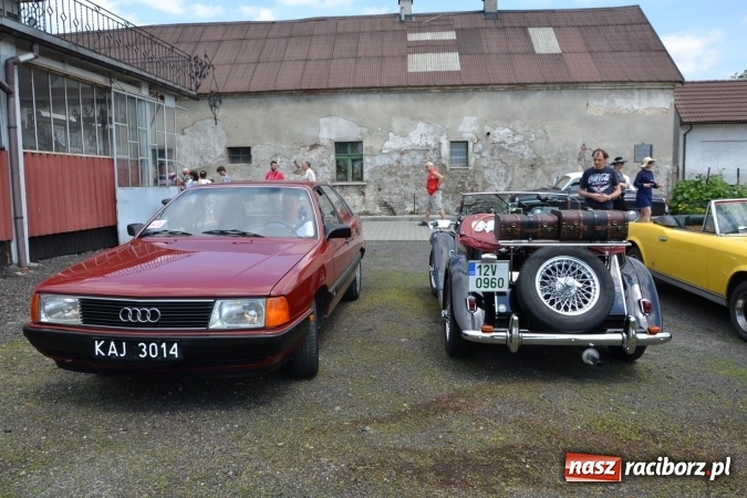 Zdjęcie w galerii na portalu naszraciborz.pl: Oldtimery w Bieńkowicach. Zobacz piękne auta i motocykle  wiadomości z regionu