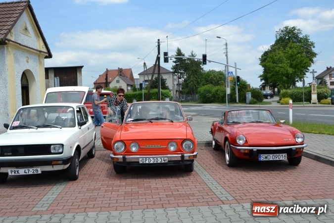 Zdjęcie w galerii na portalu naszraciborz.pl: Oldtimery w Bieńkowicach. Zobacz piękne auta i motocykle  wiadomości z regionu