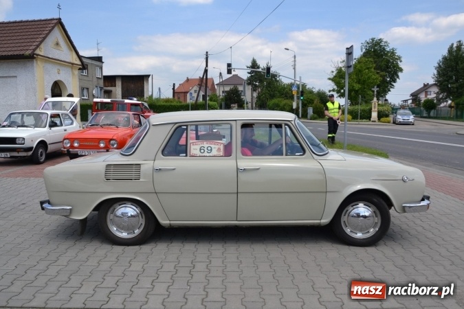 Zdjęcie w galerii na portalu naszraciborz.pl: Oldtimery w Bieńkowicach. Zobacz piękne auta i motocykle  wiadomości z regionu
