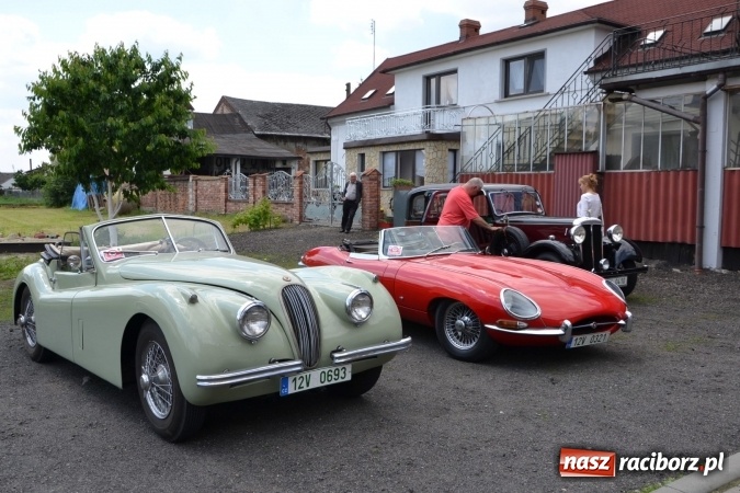 Zdjęcie w galerii na portalu naszraciborz.pl: Oldtimery w Bieńkowicach. Zobacz piękne auta i motocykle  wiadomości z regionu